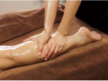 ルナ ブリス(Luna Bliss)の写真/朝10時から22時まで営業しているので、あなたのライフスタイルに合わせて通いやすい♪