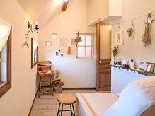 ジリー アイラッシュ(gilly)