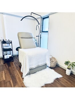 アイ ムード 天神大名店(eye mood)/2.リクライニングソファへ移動