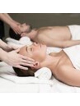 カトレア(CATTLEYA)の写真/【ペア割☆2名様】エミューオイルで全身リンパマッサージ+足つぼ+ドライヘッド ※お電話にて完全予約制