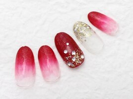 【NEW】キラキラ上品ネイル