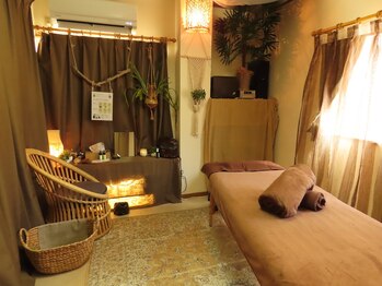 ダーマ(Dharma)/ベッド一台プライベート空間♪