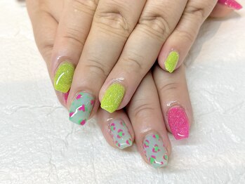 バズネイル(VAZ NAIL)/
