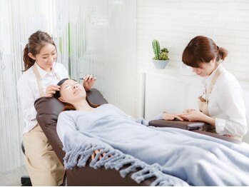 レイリス 金町店(Raylice)の写真/ネイル&アイの同時施術で時短美容♪仕事や家事で忙しい方の味方サロン［金町/ネイル/マツエク/アイブロウ］