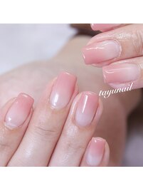 ちゅるりんグラデーションネイル