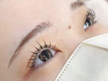 ブロンズアイ(BRONZE EYE)/束感まつ毛パーマ