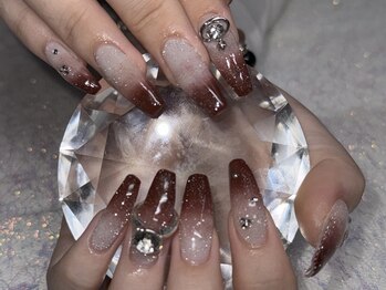 302ネイルスタジオの写真/シンプルでは物足りない方にも！写真映え抜群の可愛いnailはお任せください《つけ放題│オフ込│持ち込み》