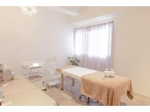 インディバサロン アンド(&.)/INDIBA　salon &.