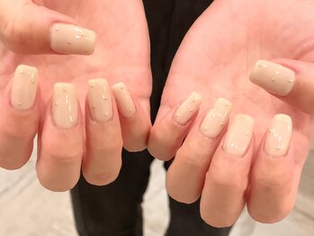 リッシュ(RICHE)/スタッズドットネイル