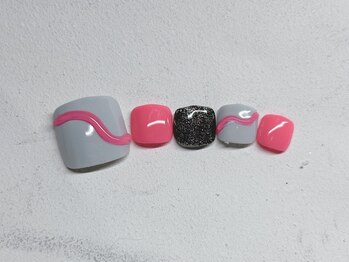 ネオンピンクで夏っぽフット♪