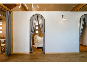 サロン エフ(salon f)/アイブース