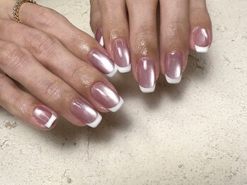 ニュアーズネイル(nuas nail)の写真/《洗練されたデザインで圧倒的におしゃれに》オフィスでも浮かない上品な指先へ。パラジェル対応♪