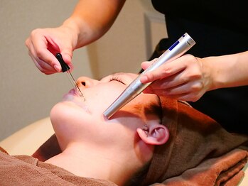 プリオール 太田店(Prior)の写真/【肌トラブルを根本改善】毛穴・シミ・くすみを徹底ケアし、ワントーン明るいつるピカ極上素肌をＧＥＴ！