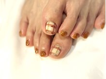 ネフレル/フット親指アート