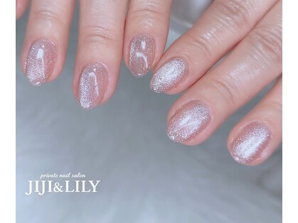 ジジ アンド リリーの写真