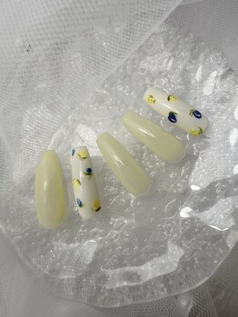 オリネイル(Oli nail)/season design