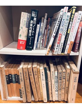 蓬治療所/院内蔵書