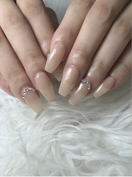 フラワーズネイル(flowers nail)の写真/大人ネイルな美爪ネイルを追求。オフィスに馴染む似合わせ大人シンプルネイル♪