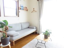 整体院デイバイデイ(Day by Day)の雰囲気(受付です。お話をしやすい環境を心がけています。)