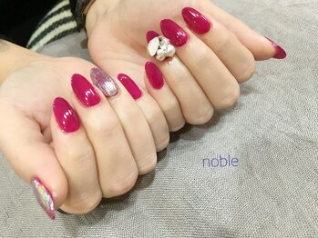 ネイルサロンアンドスクール ノーブル(noble)/3Dビジュー