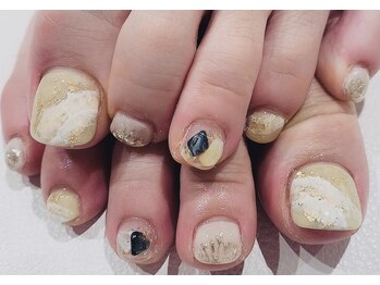 カラン 焼津店(CALIN)/ミモザニュアンスネイル