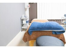 晴レノ日の雰囲気（落ち着いた一対一の空間で施術を受けていただけます。）