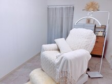 ベネ(BENE)の雰囲気（個室のリクライニングでリラックスしながら施術を受けられます♪）