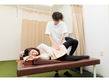 五井内房整骨院/施術風景