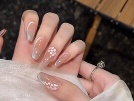 可愛いお花×透明感ネイル