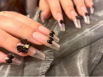 ククル(KUKURU)の写真/［東梅田/中崎町］シンプルなワンカラーや上品なデザインはもちろん、個性的な凹凸ネイルやアートネイル♪