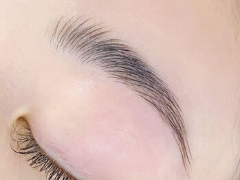 アンフィニック バイ ミソノ(INFINIC by misono)の写真/【骨格に合わせた美眉styling★】お顔の第一印象は眉毛で決まる！プロの技であなたに似合う理想の眉へ♪