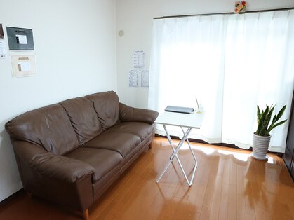 ティーアール(TR)の写真