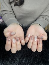 ジョリ チュン(JOLIE TRUONG)/