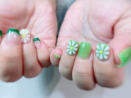 ぷっくりフラワーネイル