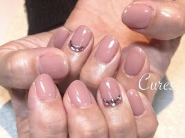ピンクベージュネイル