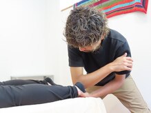 玄人やの雰囲気(足の裏気持ちいいんです。罰ゲームみたいな痛さはありません♪)