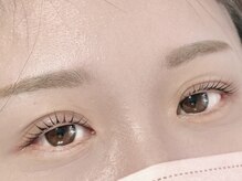 ブルーミン(Bluemin)の雰囲気(厳選したトリートメント成分を入れながらパーマをあてていきます)