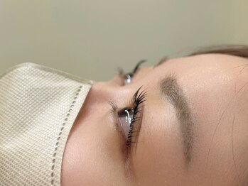 アイムー(I muu...)の写真/お顔の第一印象を決める目元。初めての方でも目の形やまつげの生えグセを見極めて私生活に合わせてご提案♪