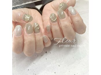 フルール(fleur)/ピスタチオ×ぷっくりミラー