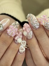 ウズ(UZU)/ゴテゴテネイル