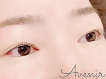 アヴィニール 表参道(Avenir)/アイブロウ