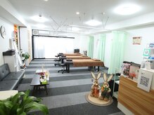 くぼみ整骨院 新大久保店/