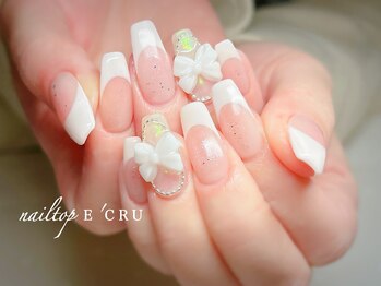 ネイルトップエクル(nail top E CRU)/フレンチネイル