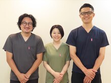 整骨院ひまわりの雰囲気（明るく元気な笑顔でお待ちしております）