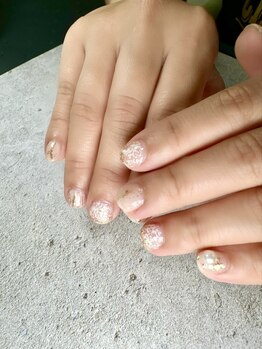 カナ(kana愛)の写真/［ネイルサロンに行ってみたいけど、爪短いし、小さいし・・・］とお悩みの方にこそご来店いただきたい！