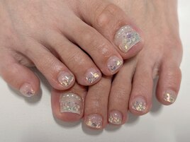 ラメグラデーションフットネイル