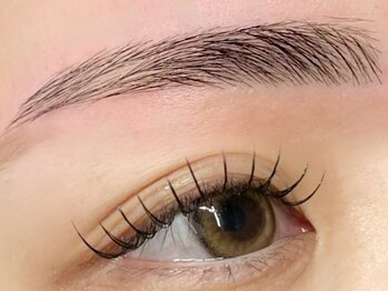 イオロ(iolo)の写真/リニューアル価格!【まつげパーマ×アイブロウワックス¥5000】同時施術でグッと惹きつける印象的な目元に◎