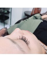 フリルアイビューティ 豊中店(Frill Eye Beauty)/