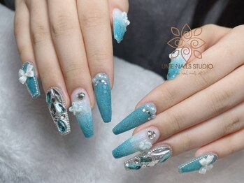 ウメネイルスタジオ(UME NAIL STUDIO)/長さだしやり放題×つけ放題