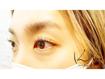 クレー(Klee)/パリジェンヌラッシュリフト